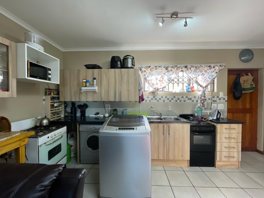 2 Bedroom Property for Sale in Noorsekloof Eastern Cape